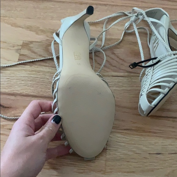 White Zara sandals - Picture 2 of 2